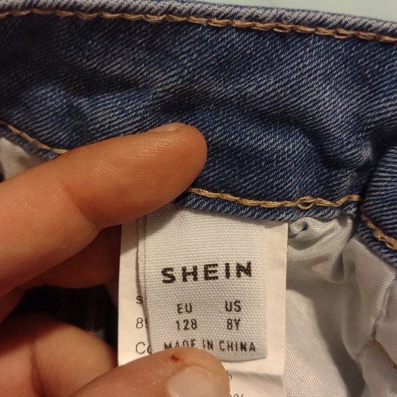 Shein Stretchy Youth Distressed Jeans - Picture 3 of 4
